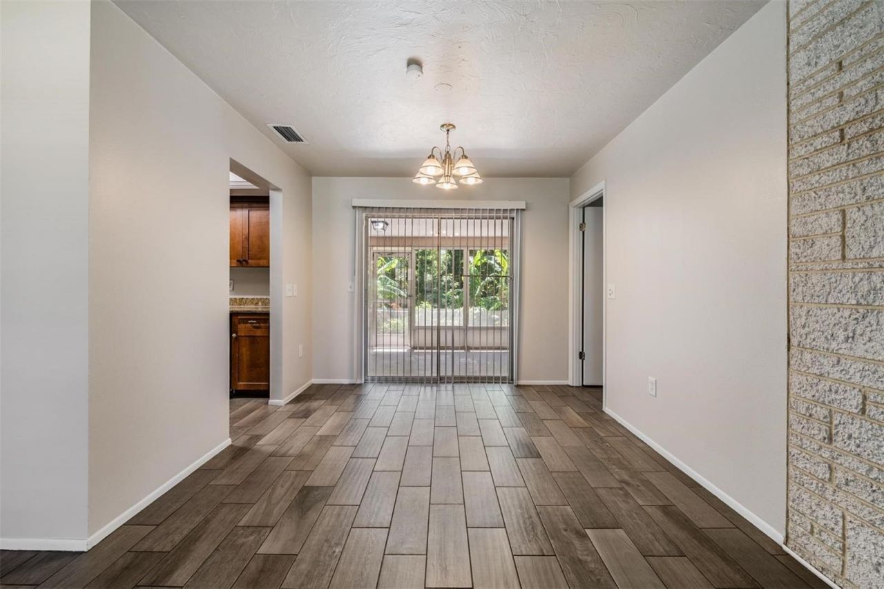 1124 Danny Drive, Sarasota, FL 34243 Photo