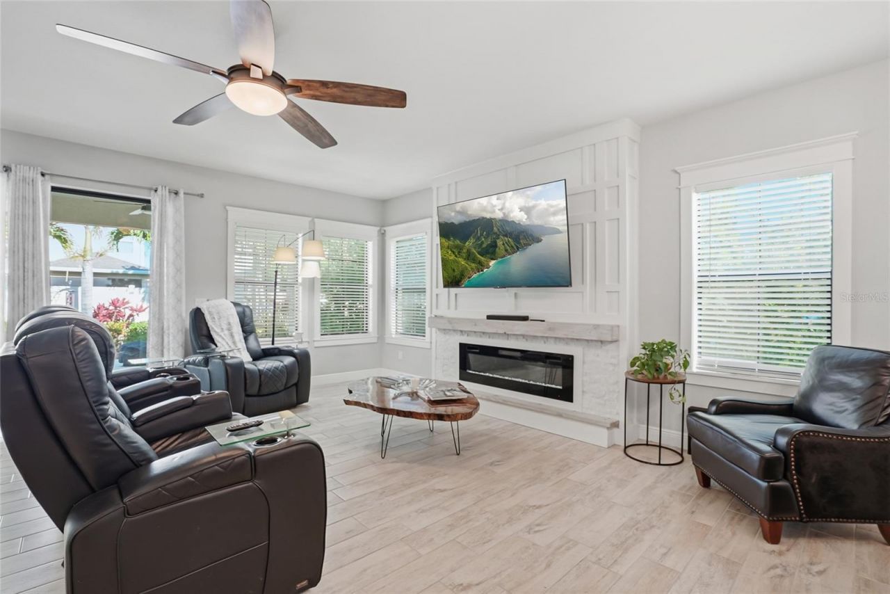 6318 Springline Place , Apollo Beach, FL 33572 Photo