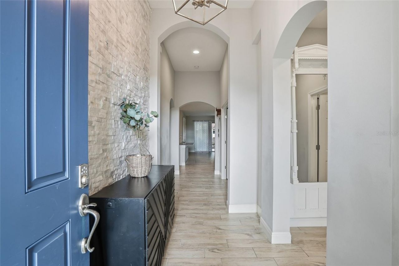 6318 Springline Place , Apollo Beach, FL 33572 Photo