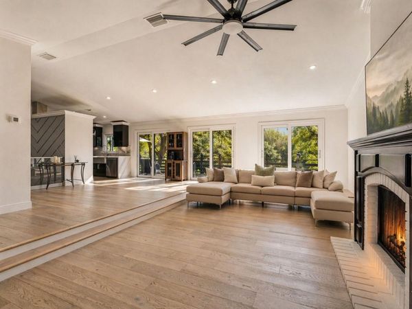 900 OAK HOLLOW PLACE , BRANDON, FL 33510