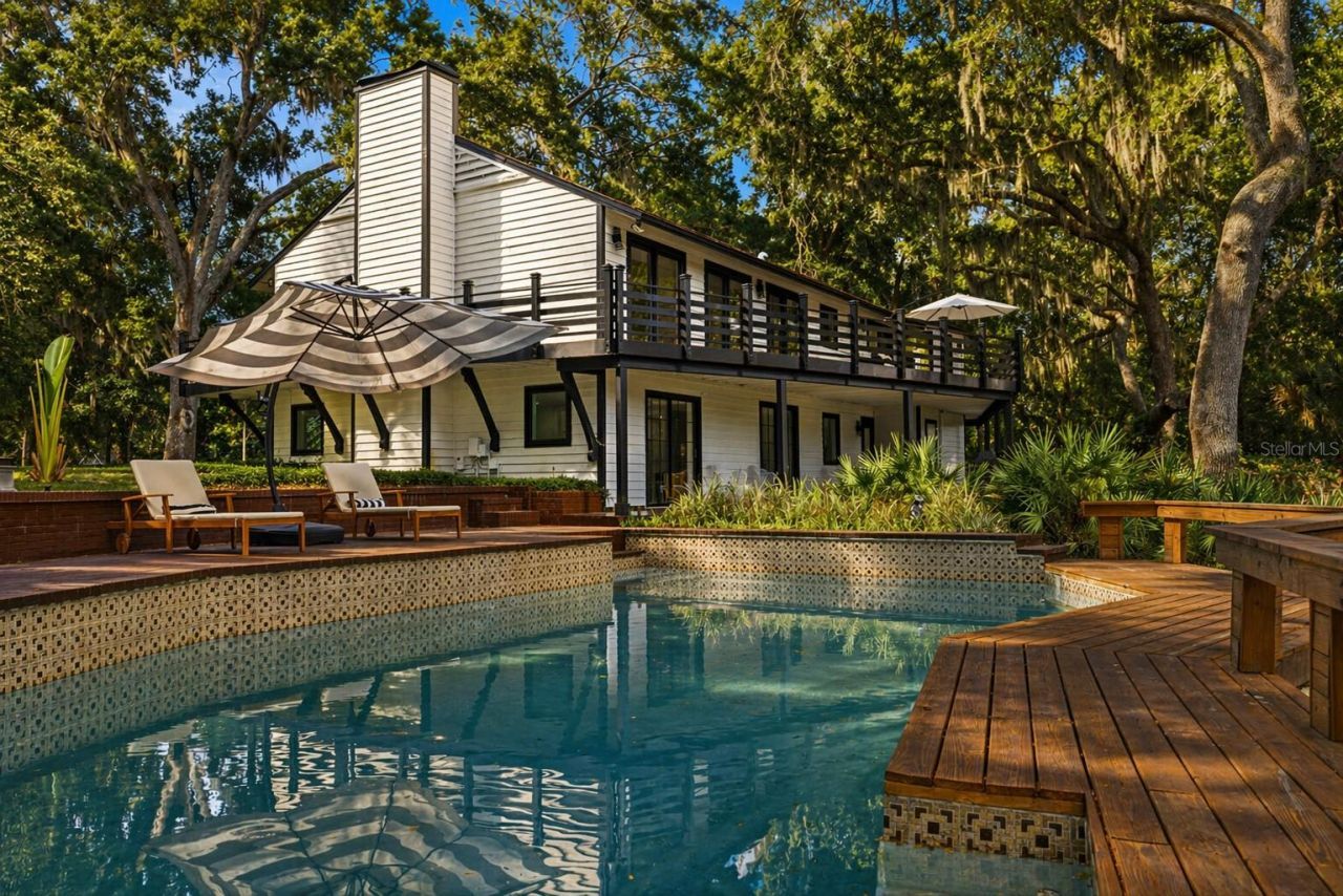 900 Oak Hollow Place, Brandon, FL 33510 Photo