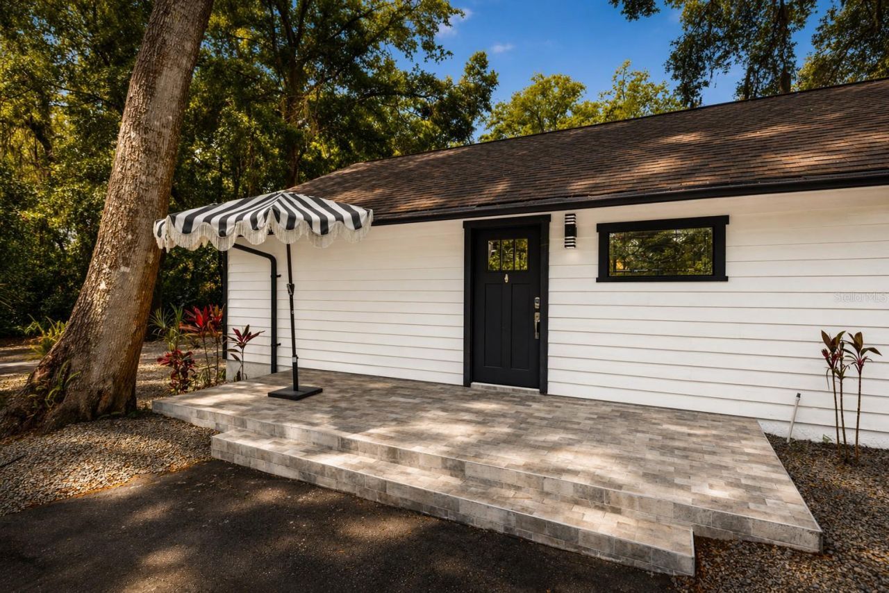 900 Oak Hollow Place, Brandon, FL 33510 Photo
