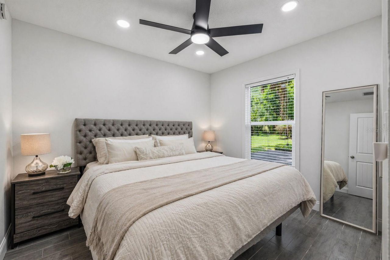 900 Oak Hollow Place, Brandon, FL 33510 Photo