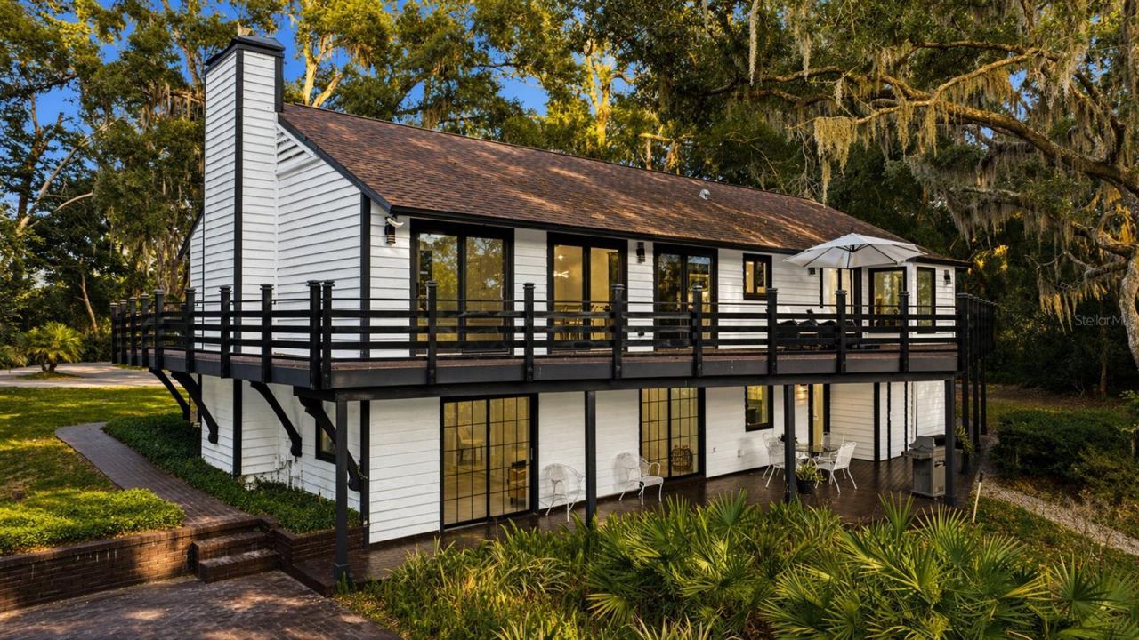 900 Oak Hollow Place, Brandon, FL 33510 Photo