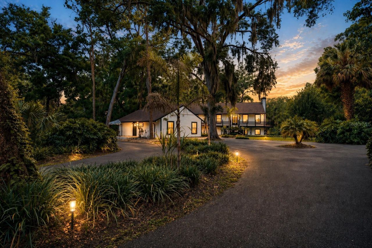 900 Oak Hollow Place, Brandon, FL 33510 Photo