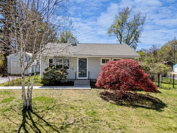 15 Crestmont Street, Springfield, MA 01108