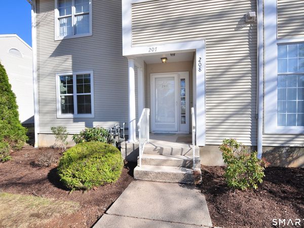 207 Country Club, Unit 207, Rocky Hill, CT 06067