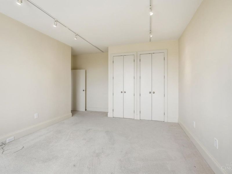 2444 Madison Road, Unit 2002, Cincinnati, OH 45208 Photo 55
