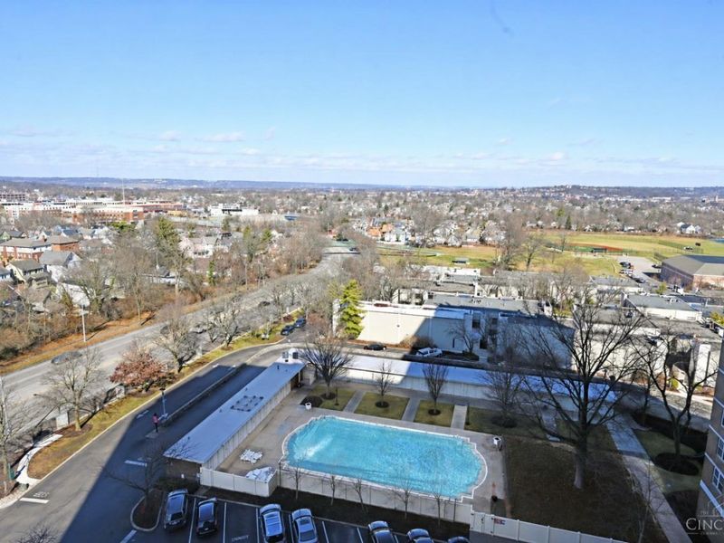 2444 Madison Road, Unit 2002, Cincinnati, OH 45208 Photo 81