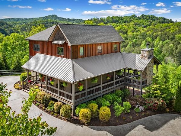 495 Ballewtown Road, Blue Ridge, GA 30513