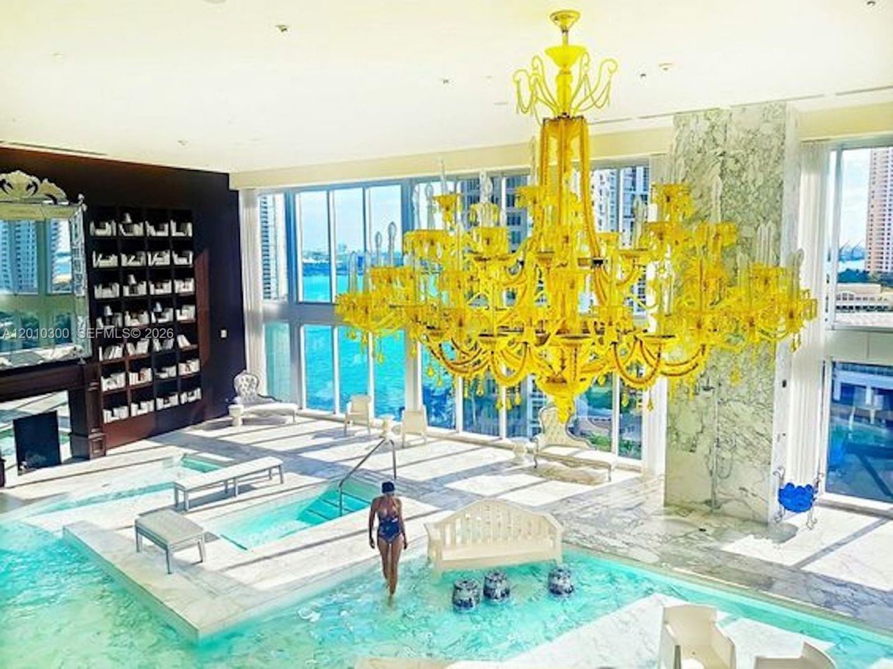 495 Brickell Ave , Unit 3710, Miami, FL 33131 Photo