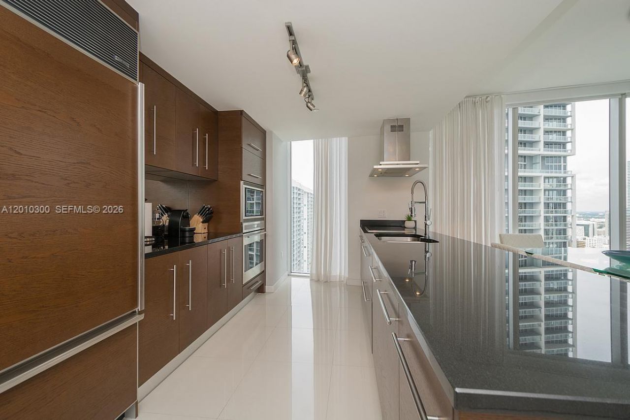 495 Brickell Ave , Unit 3710, Miami, FL 33131 Photo