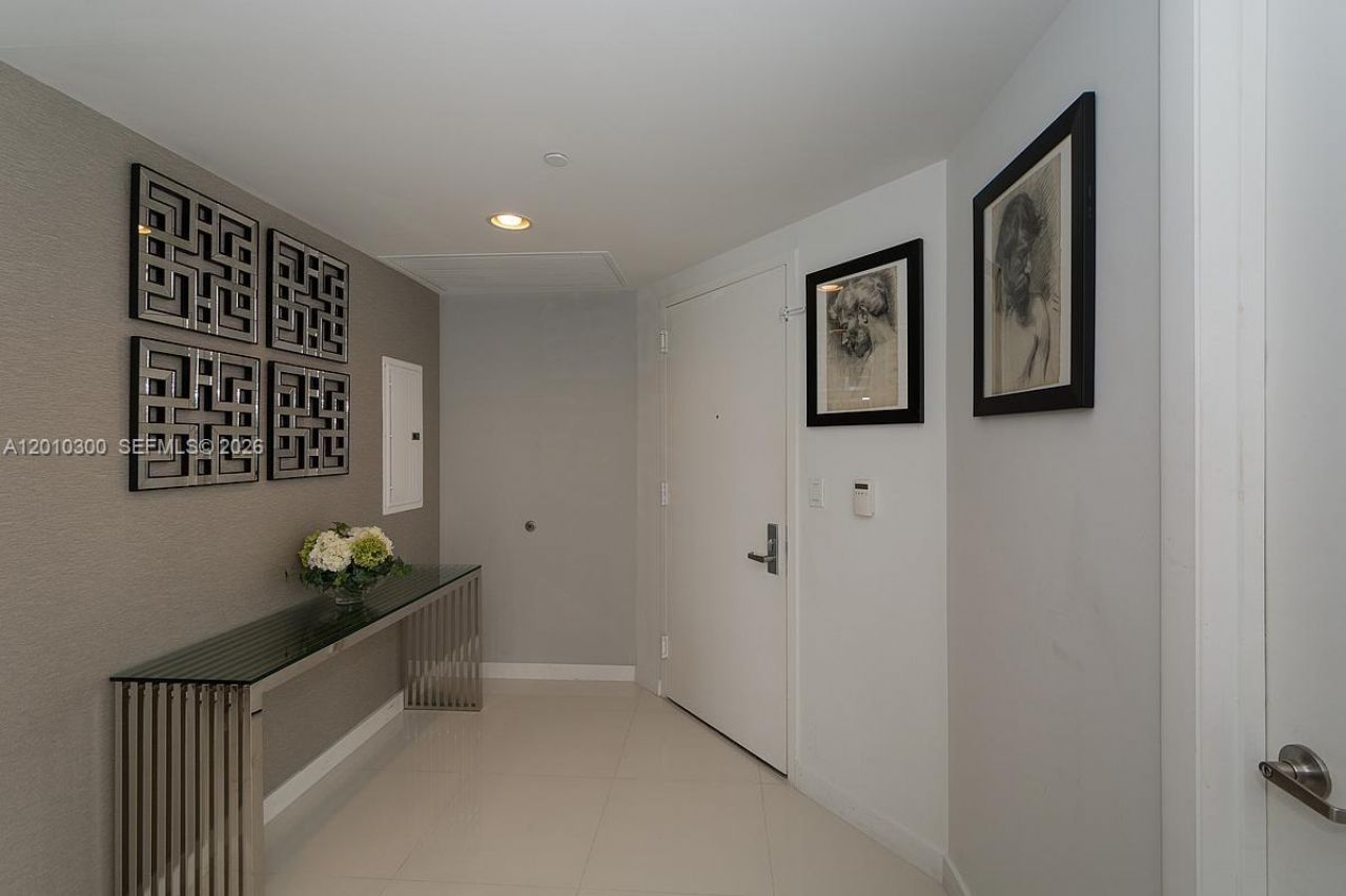 495 Brickell Ave , Unit 3710, Miami, FL 33131 Photo