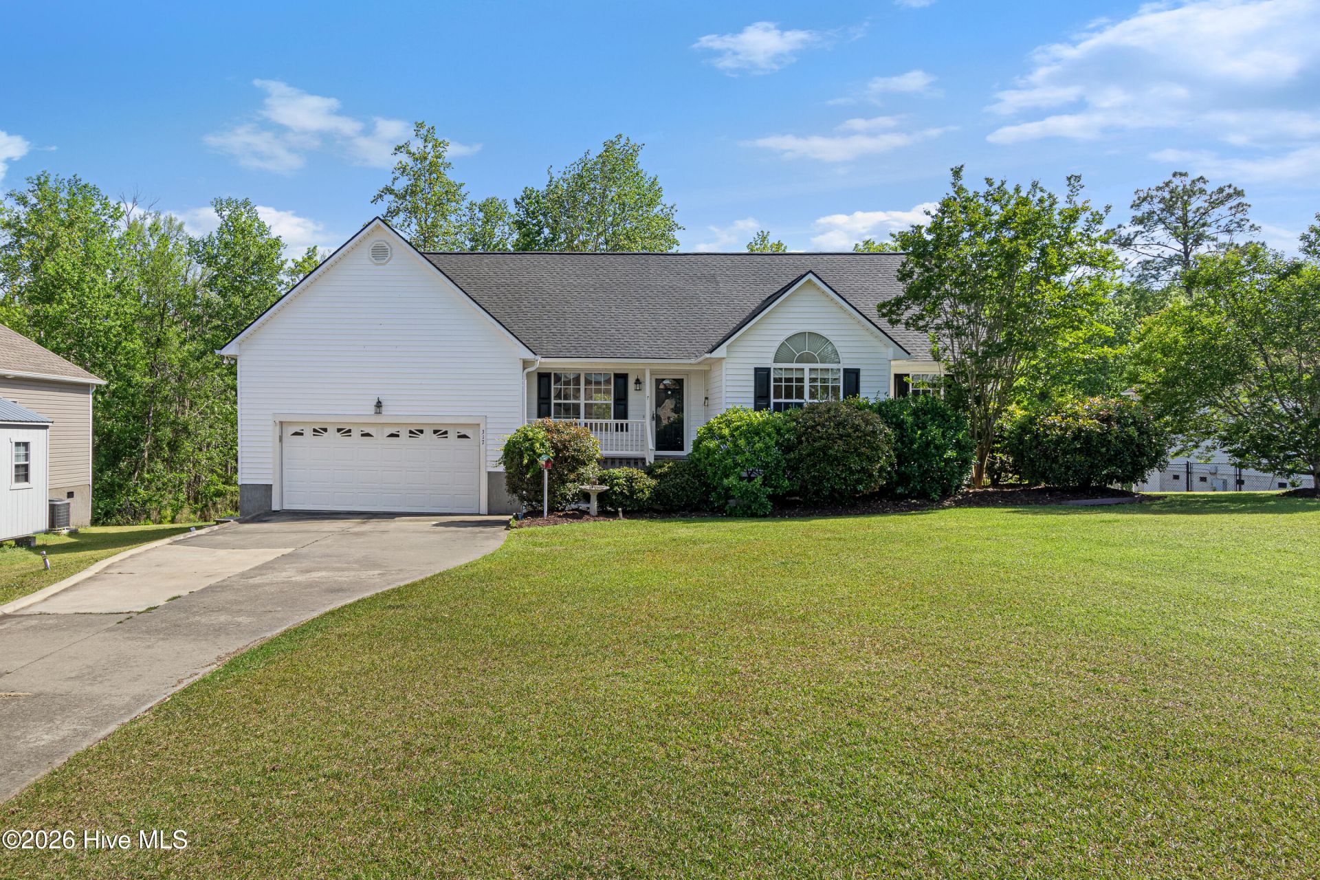 317 Appaloosa Court, Swansboro, NC 28584 Main Photo
