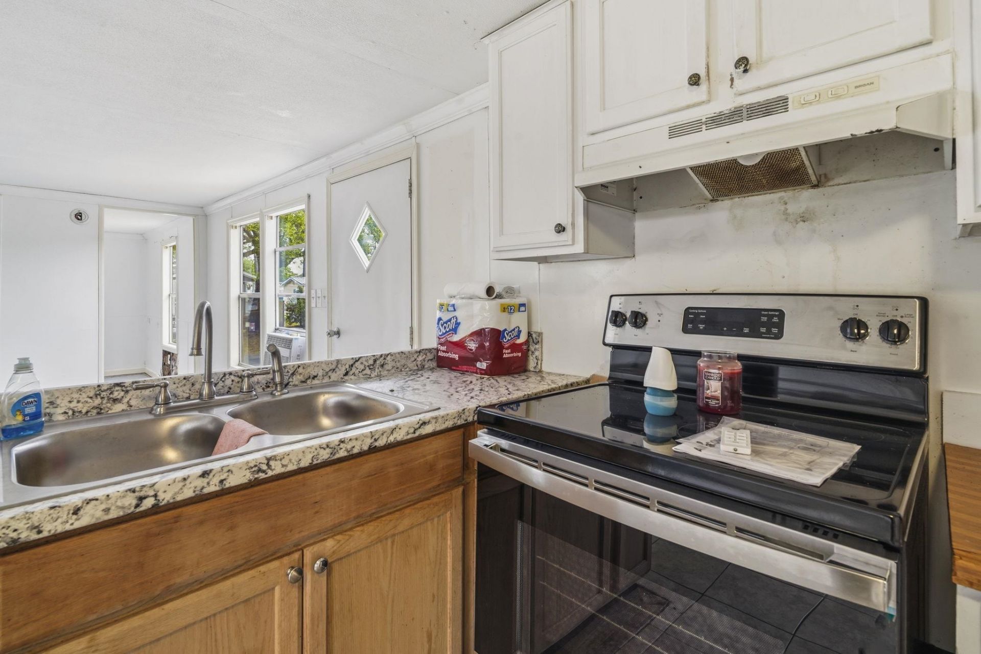 2736 Capricorn Dr. Photo 10