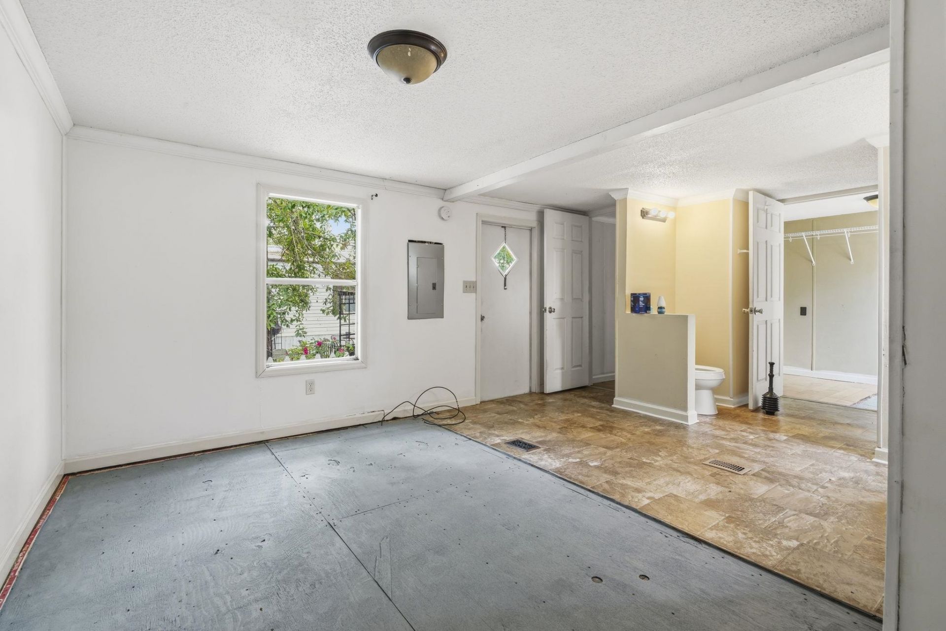 2736 Capricorn Dr. Photo 12