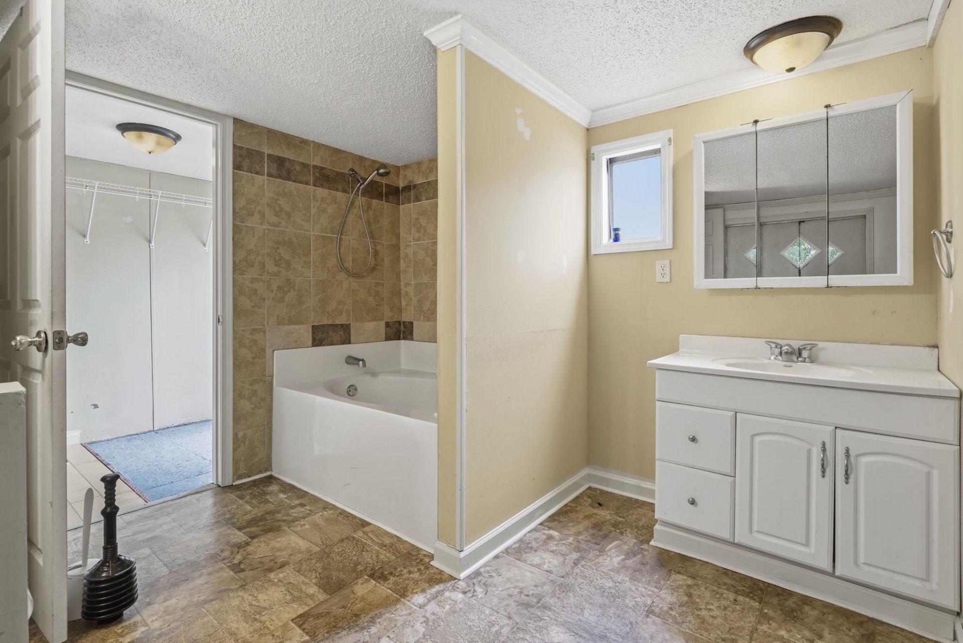 2736 Capricorn Dr. Photo 15