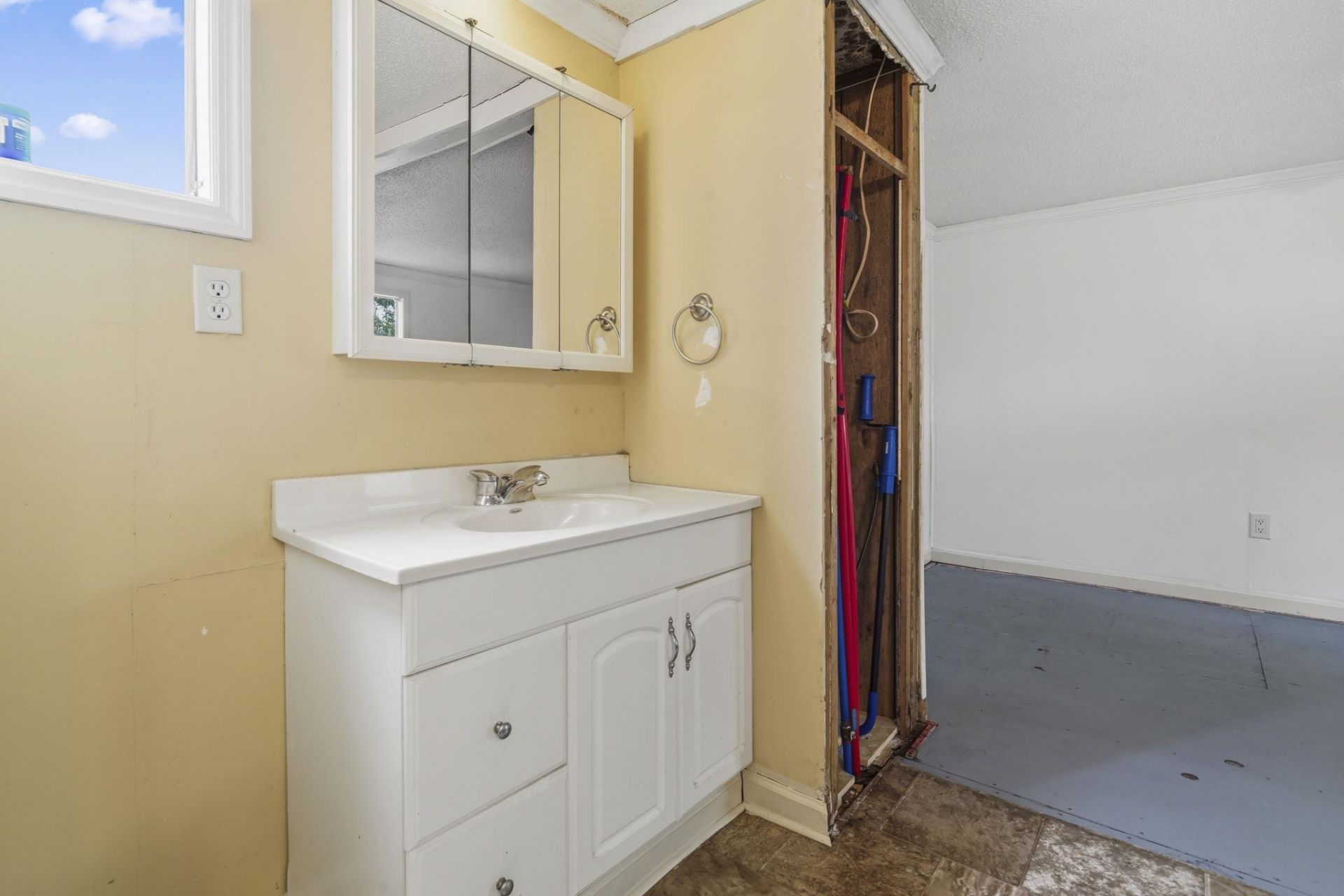 2736 Capricorn Dr. Photo 17