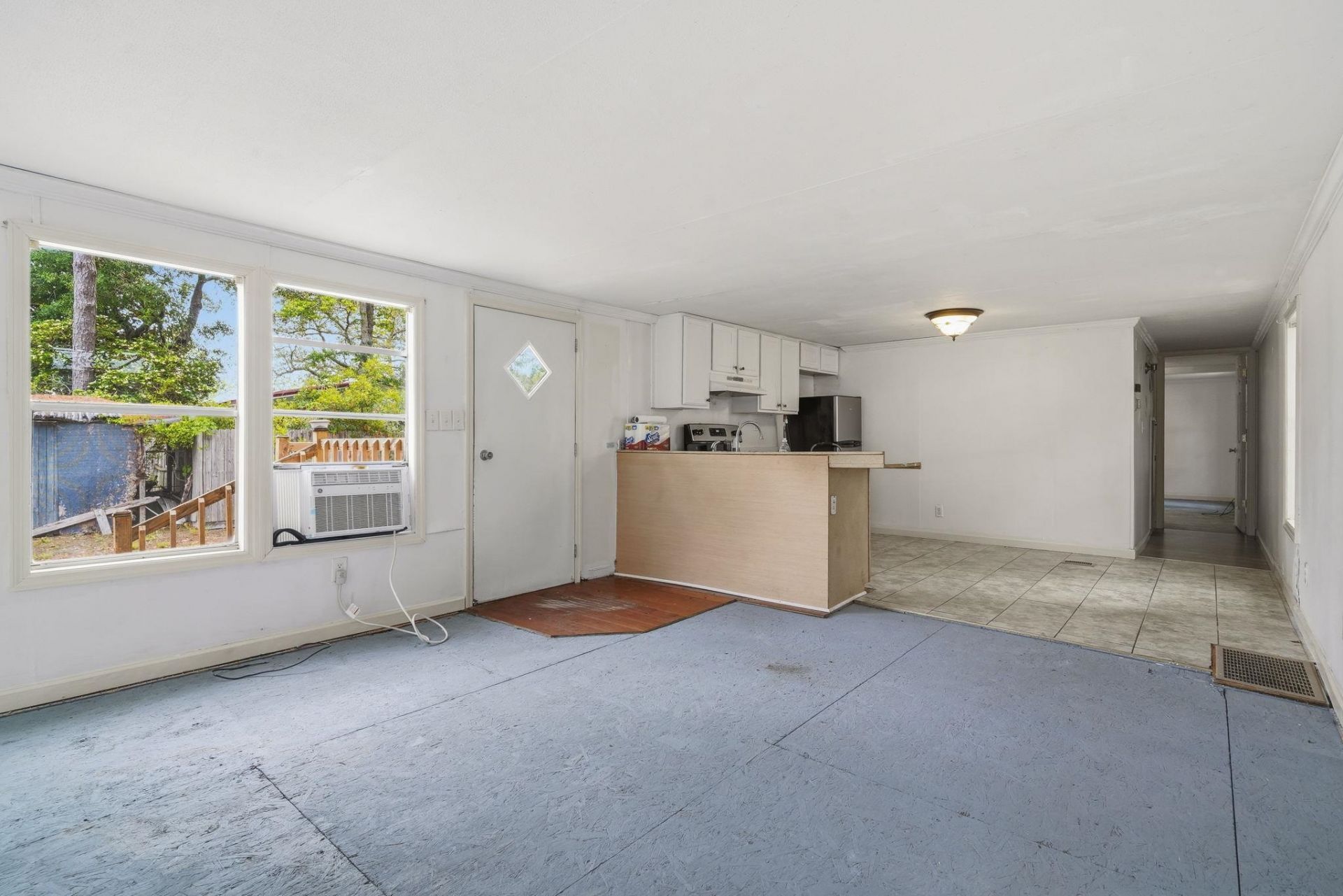 2736 Capricorn Dr. Photo 5
