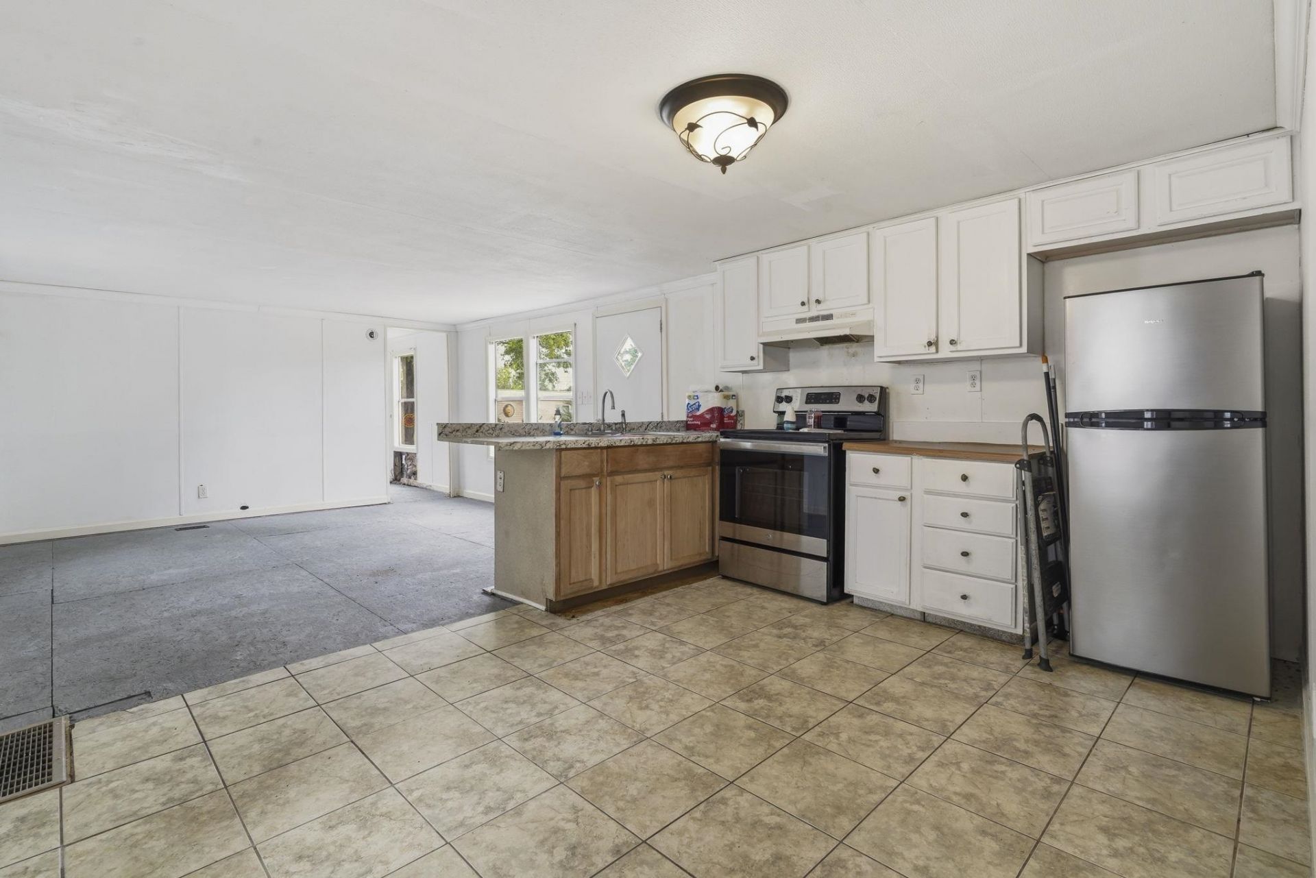 2736 Capricorn Dr. Photo 8