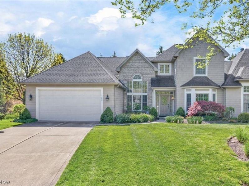 122 Haskell Drive, Bratenahl, OH 44108 Photo 2