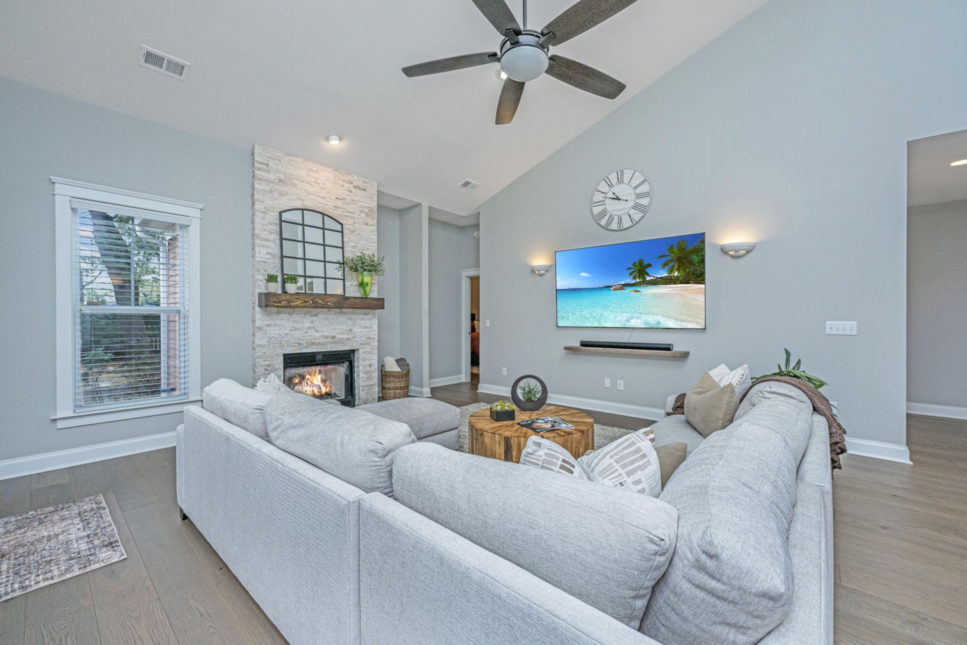 98 Marshside Drive Photo 17