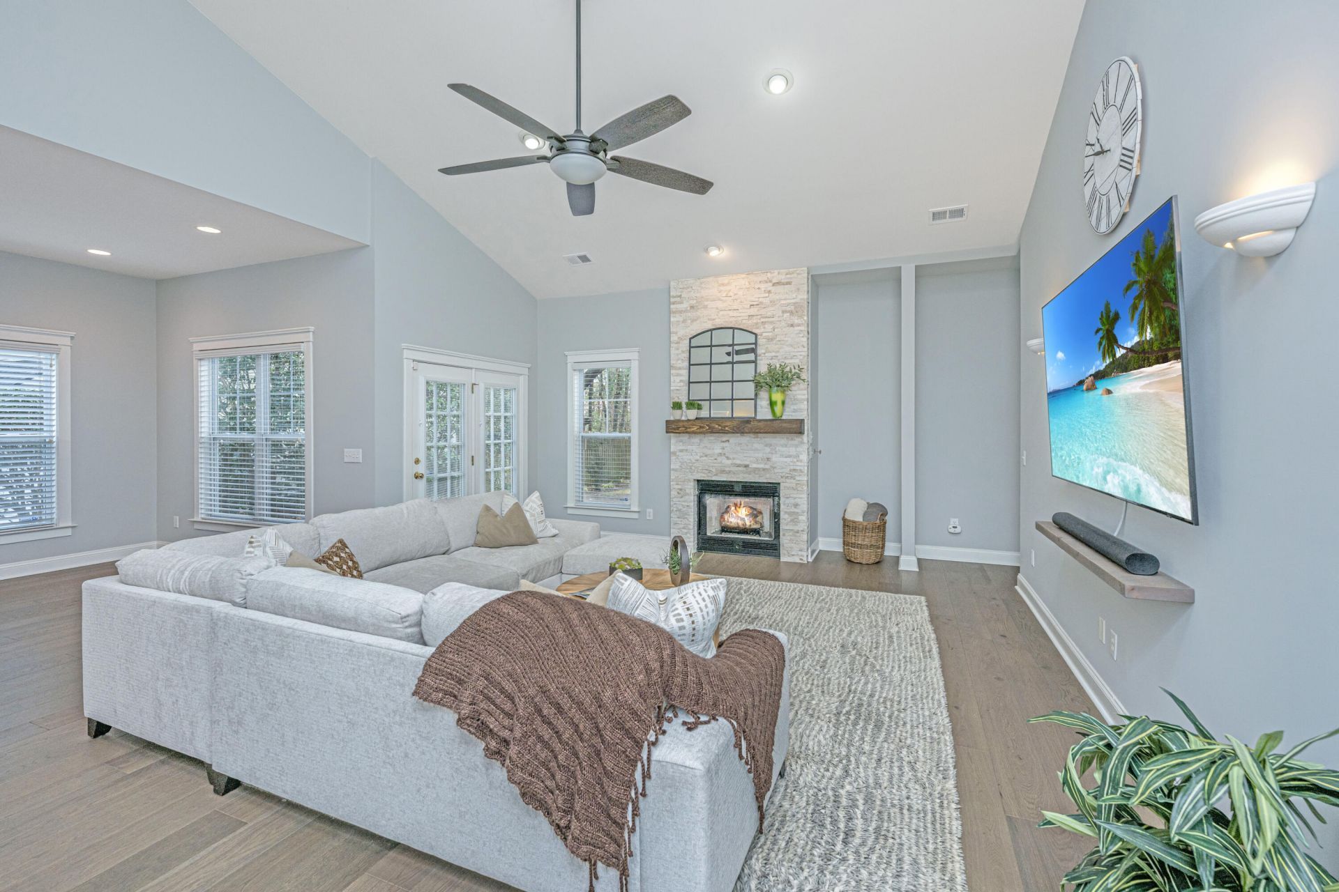 98 Marshside Drive Photo 18