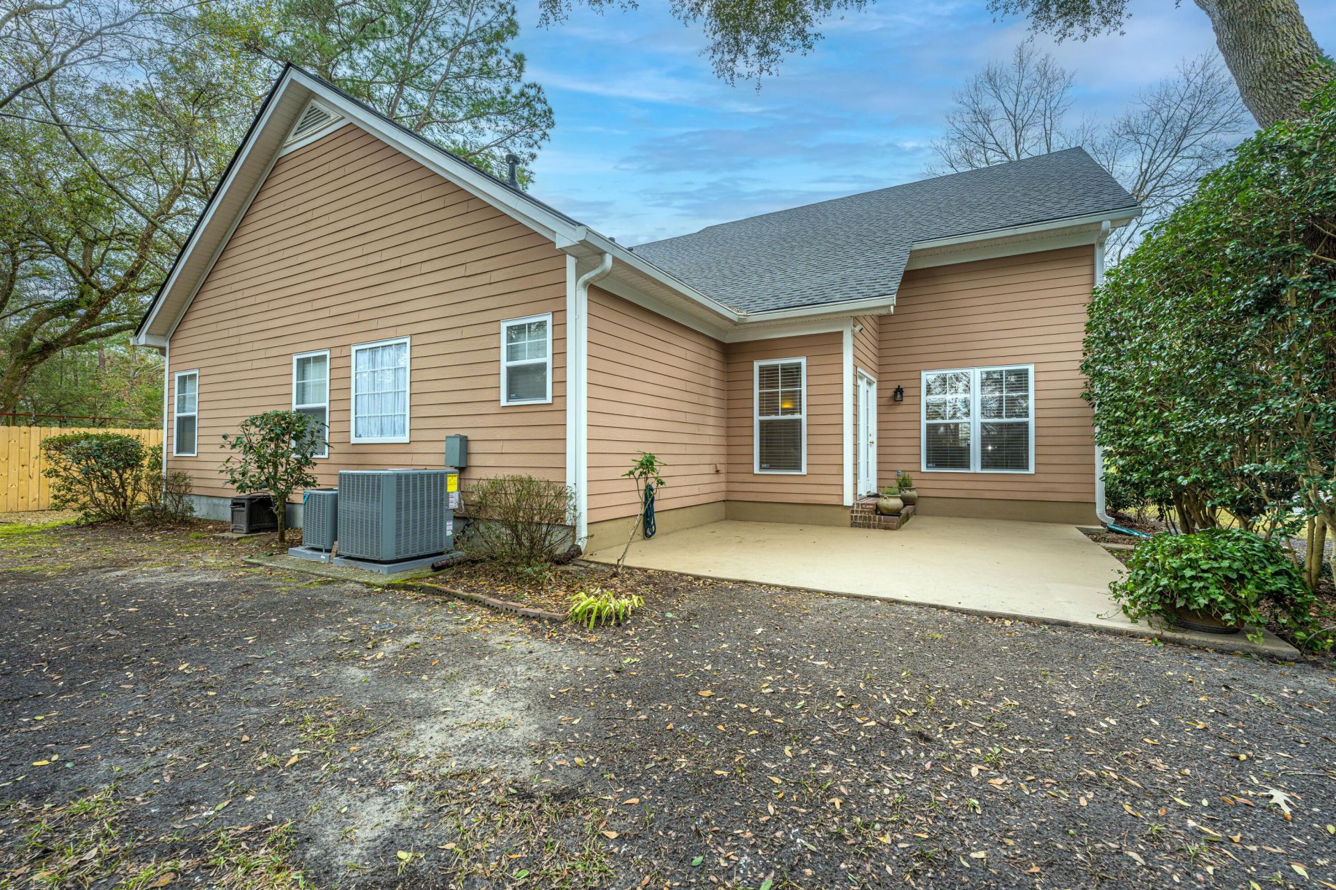 98 Marshside Drive Photo 40