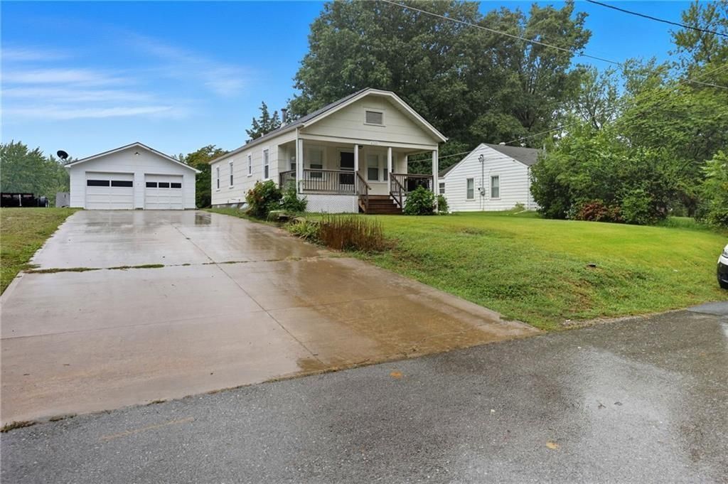 2935 NE Walnut Road, Avondale, MO 64117 Main Photo