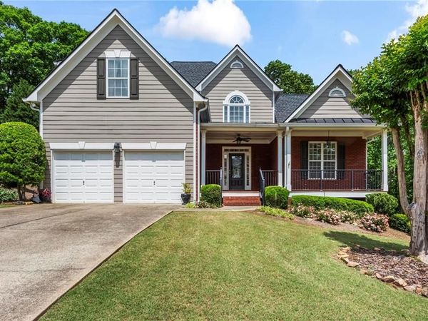214 Woodview Lane , Woodstock, GA 30188