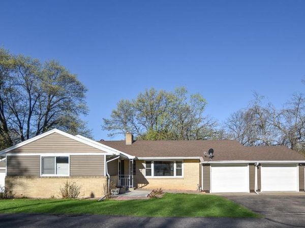 1306 Hillcrest Drive NE, Fridley, MN 55432