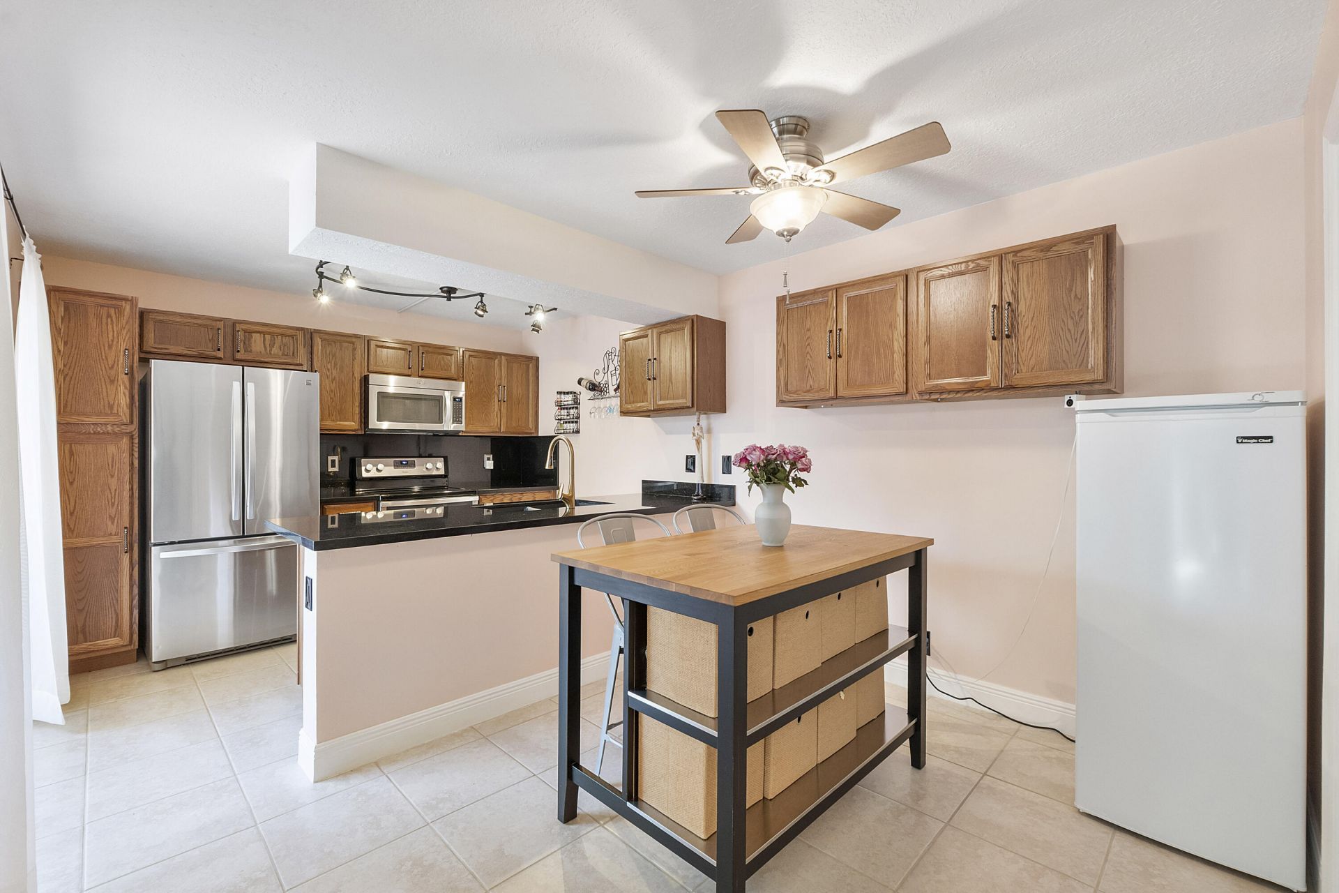 1426 SW 110th Way, Davie, FL 33324 Photo