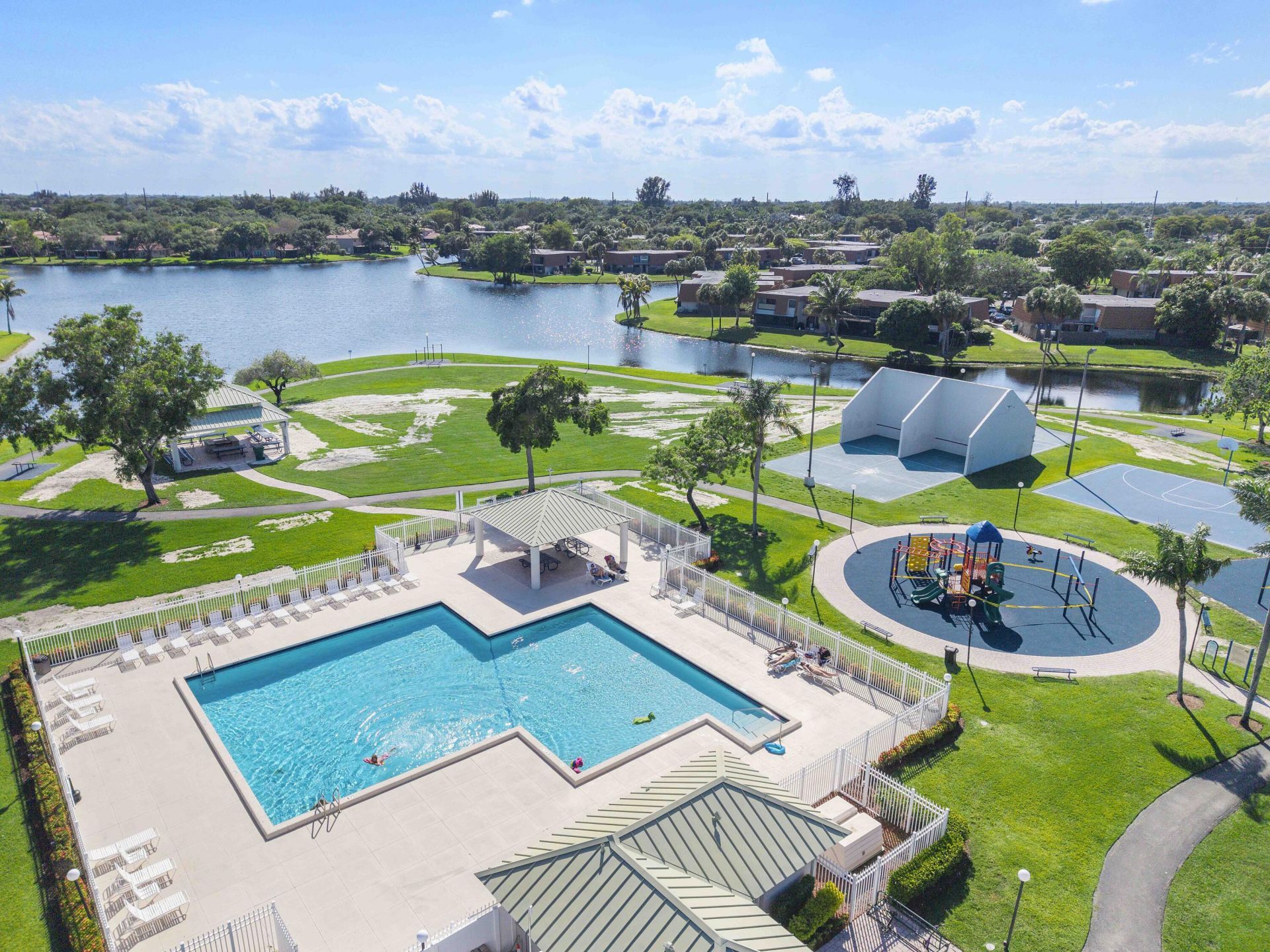 1426 SW 110th Way, Davie, FL 33324 Photo
