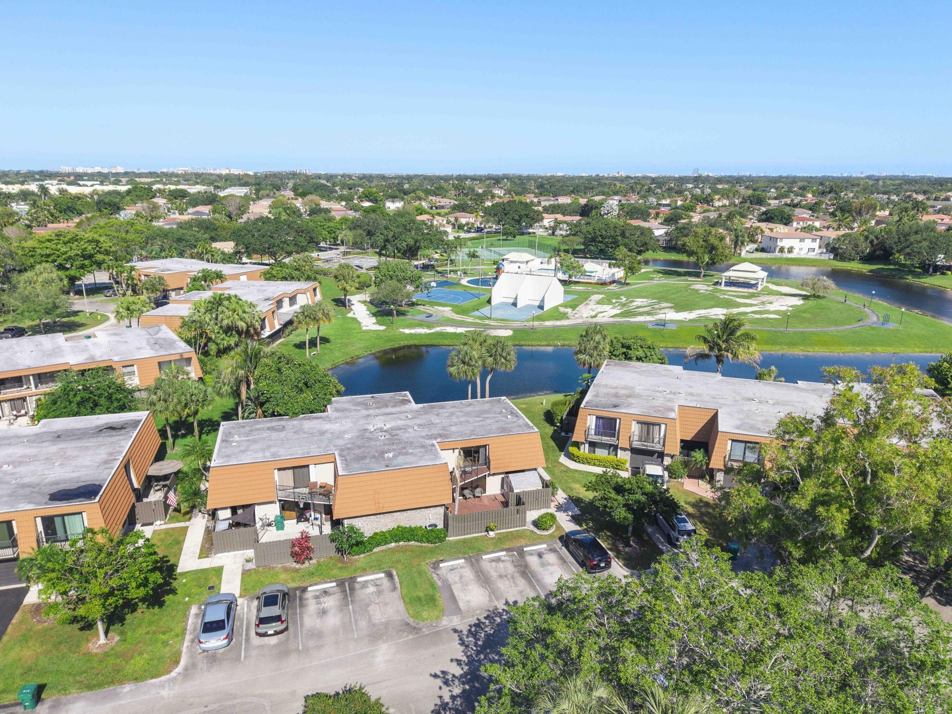 1426 SW 110th Way, Davie, FL 33324 Photo