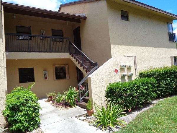 3713 Cocoplum Circle, Unit 3545, Coconut Creek, FL 33063