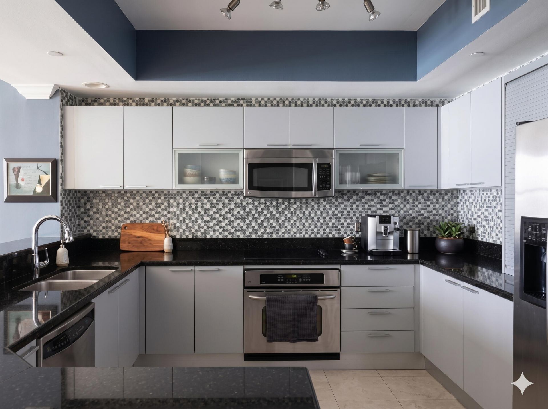 2640 Lake Shore Drive, Unit 309, Riviera Beach, FL 33404 Photo