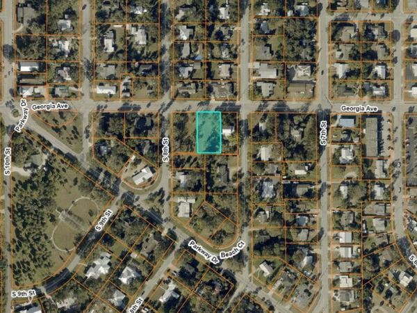 717 Georgia Avenue, Fort Pierce, FL 34950