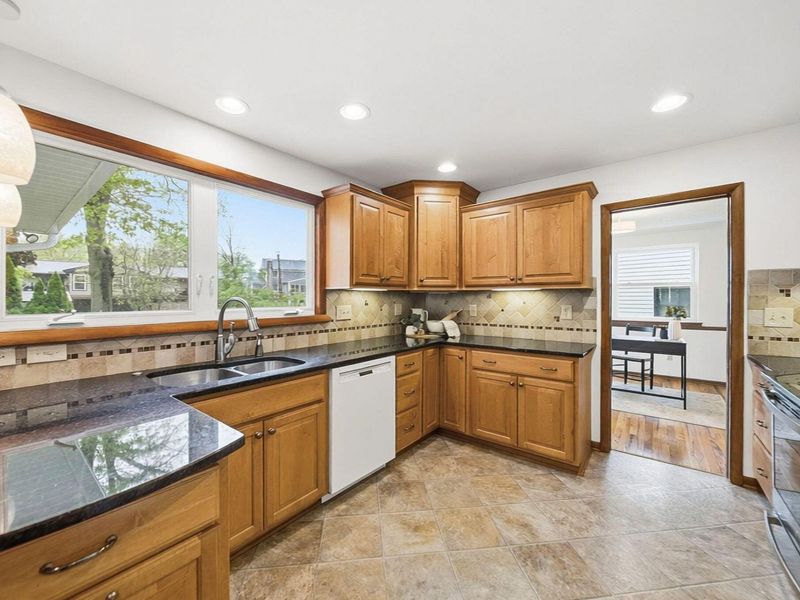 912 Colony Way, Columbus, OH 43235 Photo 25