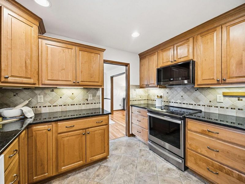 912 Colony Way, Columbus, OH 43235 Photo 26
