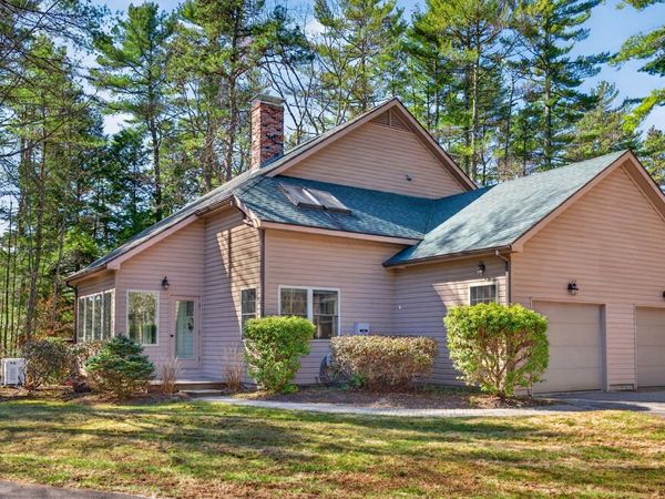 27 E Beach Road, Unit 27, Casco, ME 04015