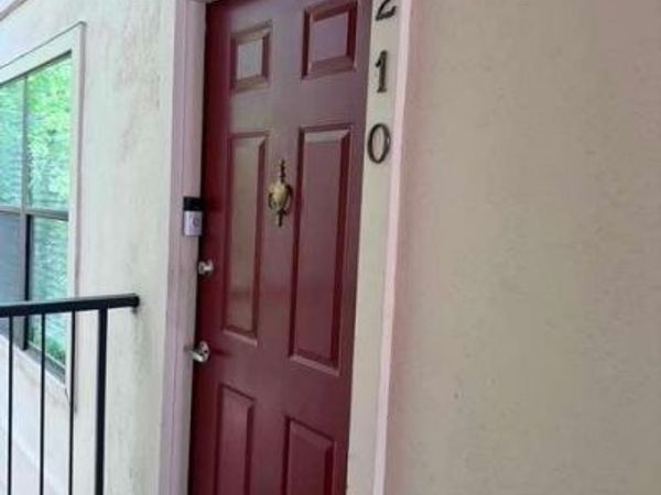 1210 Old Hammond Chase, Sandy Springs, GA 30350