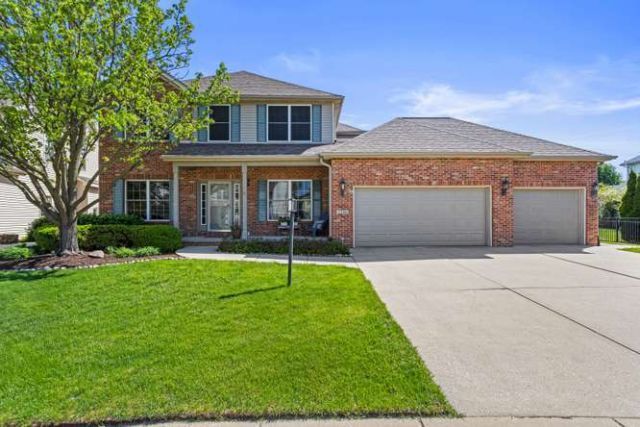 2208 Mullikin Drive, Champaign, IL 61822 Main Photo