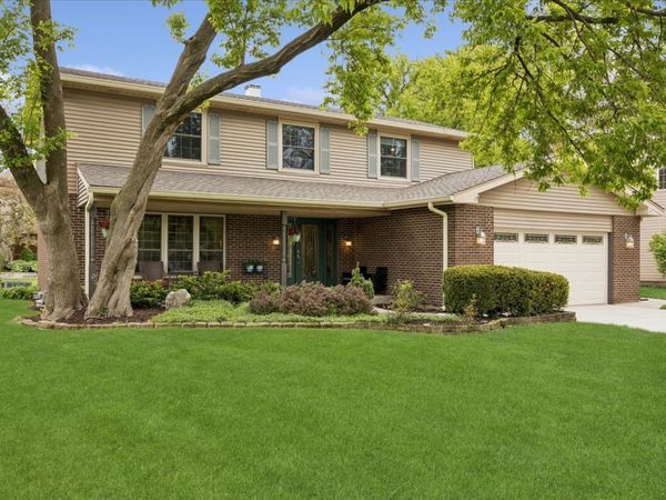 512 68th Street , Downers Grove, IL 60516