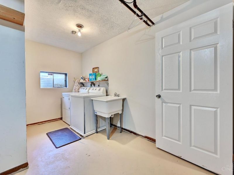 9450 Hunters Creek Drive, Cincinnati, OH 45242 Photo 36