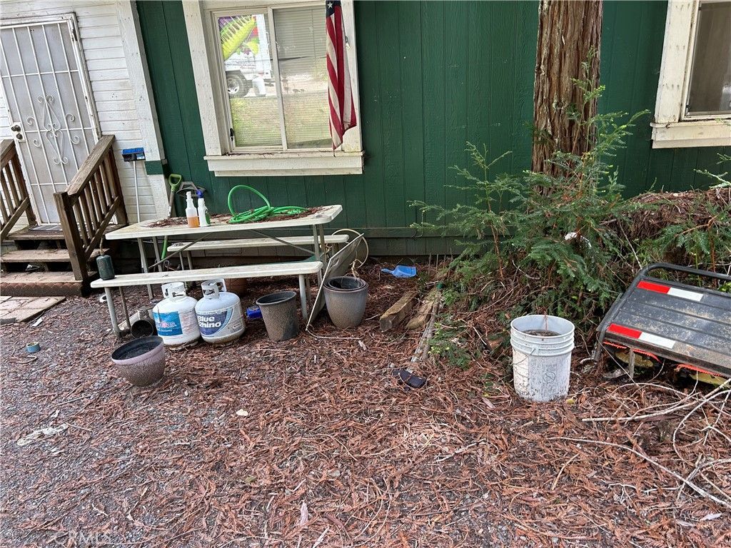 25069 Robin, Willits, CA 95490 Main Photo
