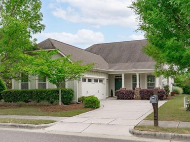 115 Heatherwood Drive, Chapel Hill, NC 27516