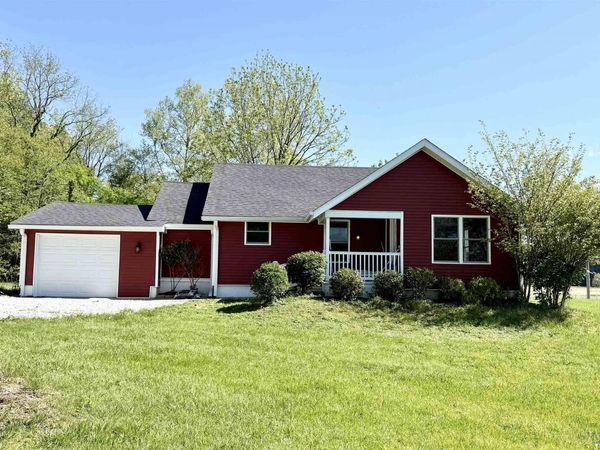 7805 US HWY 50 E Highway, Bedford, IN 47421