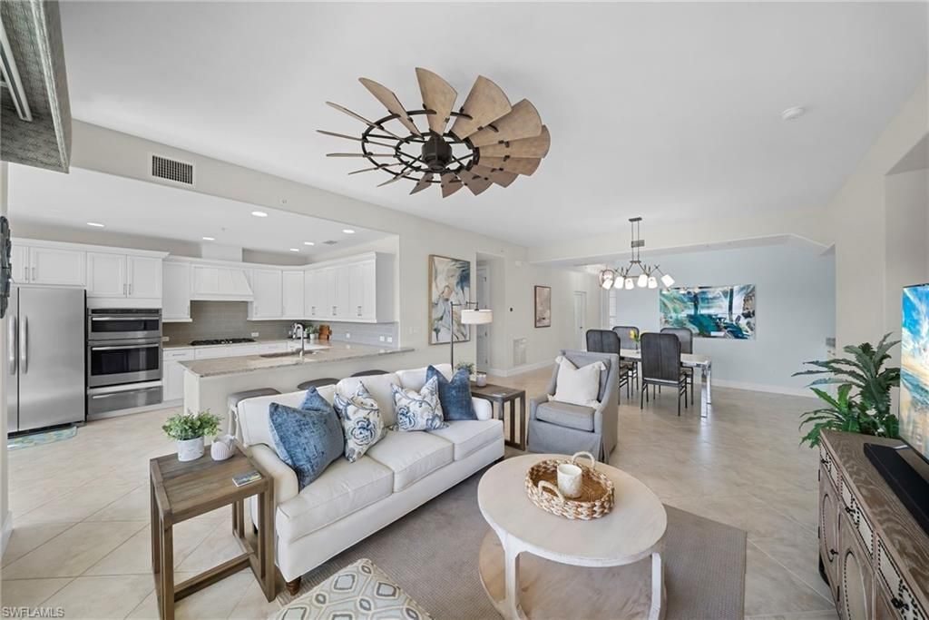 8030 Signature Club Cir, Unit 102, Naples, FL 34113 Photo