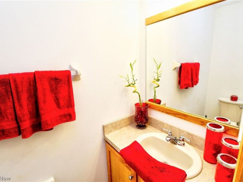 1177 Mulberry Run , Mineral Ridge, OH 44440 Photo 11
