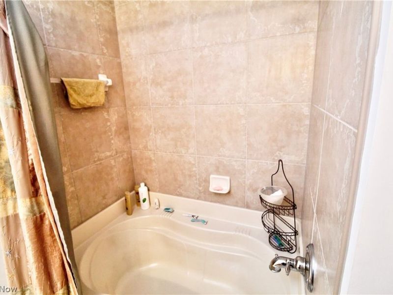 1177 Mulberry Run , Mineral Ridge, OH 44440 Photo 21